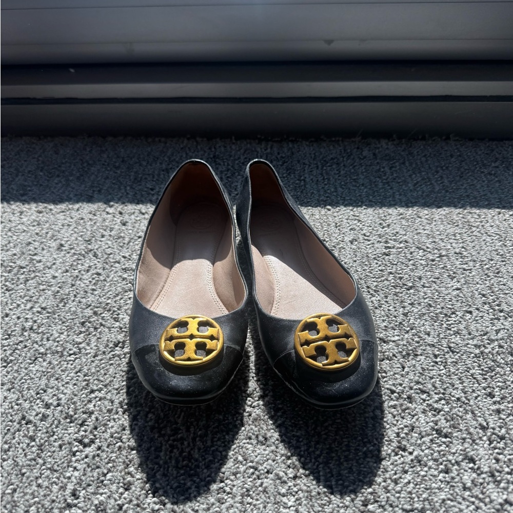 Tory Burch Black Loafers with Gold Emblem